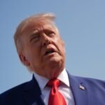 Trump amenaza con destruir puentes o centrales eléctricas cada vez que Irán ataque un barco en Ormuz