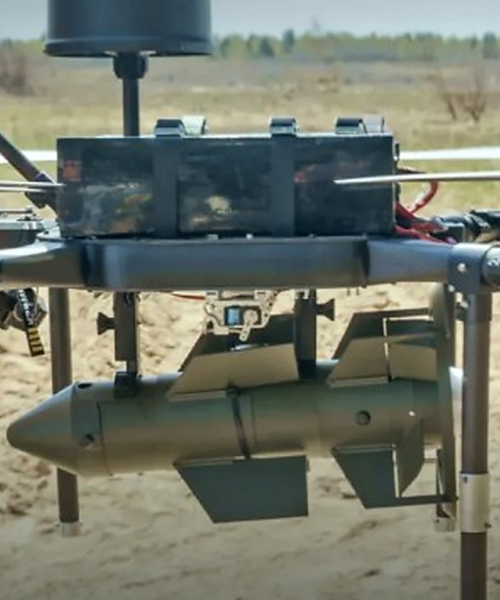 El nuevo kit de bombas de precisión de Ucrania para atacar fortificaciones rusas con drones pesados que solo cuesta 210 €