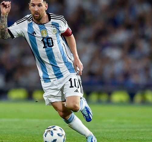 ¿Qué hay detrás de las botas más rápidas de Messi?