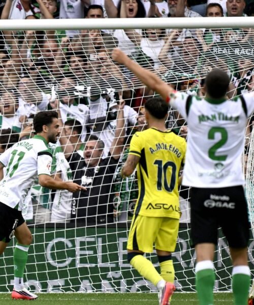 La vuelta del Racing a Primera: un Delorean en la Gradona, una cátedra de Canales y un empate ante el Villarreal