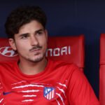 Una solución para Julián Álvarez, alejado por el Atlético de la cólera del Metropolitano: «Necesitamos tener delanteros importantes»