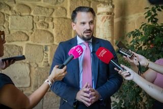 El Ejecutivo Regional lamenta el «error técnico» en la licitación del transporte escolar
