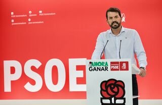 El PSOE exige a Guardiola que garantice el transporte escolar y familias estén tranquilas