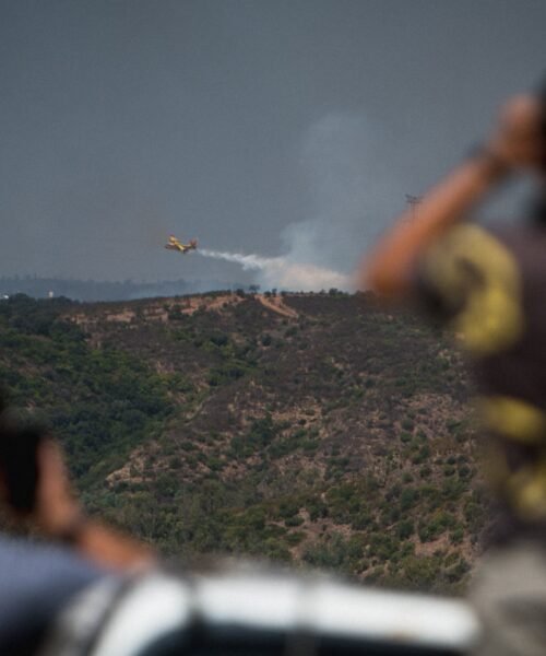 El fuego en Huelva continúa su avance y se acerca a Aznalcóllar tras arrasar 31.000 hectáreas