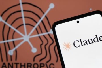 Copiar y pegar ya no borrará el rastro de la IA: Anthropic añade marcas de agua invisibles en los textos de Claude