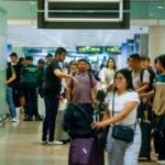 Última hora de la entrada de inmigrantes a Ceuta, en directo | Primeros controles a viajeros desde Italia: “A los que no tenían DNI los han llevado a otra sala para identificarlos”