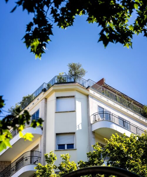 El Gobierno de Ayuso pagó 6,3 millones por el ático de Chamberí