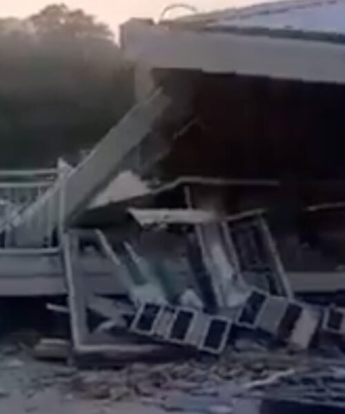 Un terremoto de 7,7 de magnitud sacude la costa de Indonesia