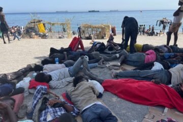 Última hora de la entrada de inmigrantes a Ceuta, en directo | Italia y Dinamarca rechazan “la inmigración descontrolada” y piden centros de repatriación