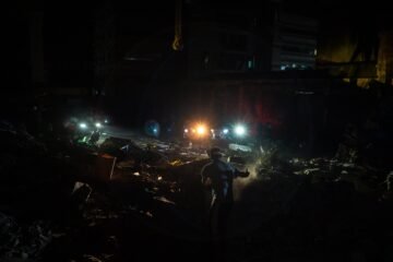 Última hora del terremoto en Colombia, en directo | Exteriores informa de que hay 164 españoles sin localizar tras el siniestro