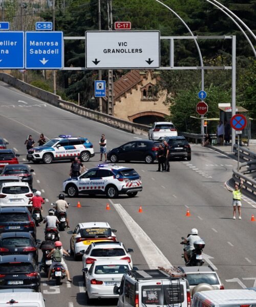 Los Mossos detienen a un condenado en Italia por explotación sexual
