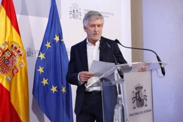 Última hora de la entrada de inmigrantes a Ceuta, en directo | Marlaska asegura que 70.000 de los 72.000 los migrantes que entraron en Ceuta han regresado a Marruecos