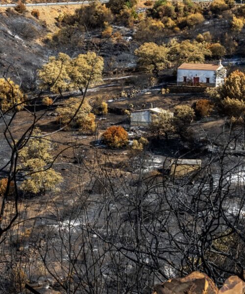 Los vecinos afectados por el incendio en Huesca podrán volver el martes a sus casas