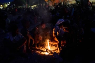Última hora de la entrada de inmigrantes a Ceuta, en directo | Albares: “Vamos a exigir solidaridad a todos los estados de la Unión Europea”
