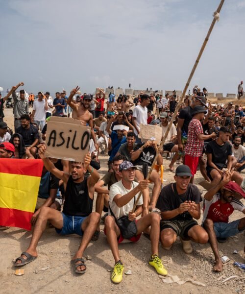 España mantendrá intacta su estrategia con Marruecos pese a las críticas por la crisis de Ceuta