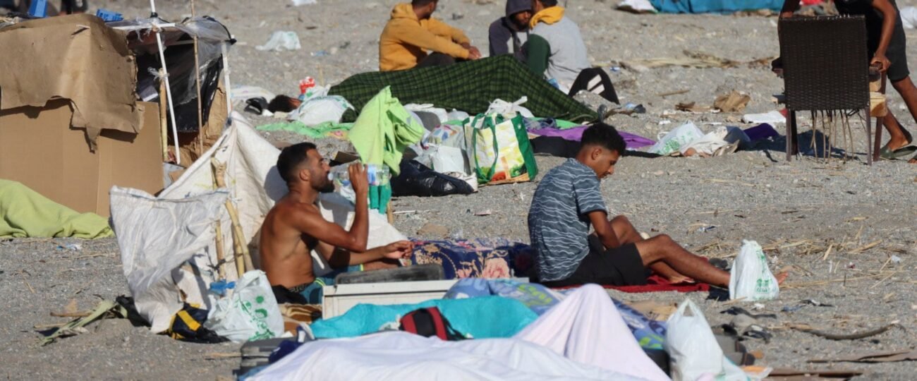 Actualidad de la entrada de inmigrantes a Ceuta – 23 de agosto 2026 | Feijóo reclama a Sánchez decretar el confinamiento por “riesgo sanitario” de los migrantes con sarna y tuberculosis