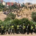 Marruecos frustra el intento de cientos de migrantes subsaharianos de alcanzar Ceuta