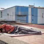 El Gobierno acelera los trámites para sacar en dos semanas a todos los inmigrantes de la calle y poder devolver a la mayoría
