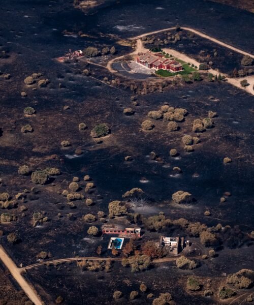 Las imágenes aéreas de las zonas afectadas por los incendios forestales en Toledo, Madrid, Ávila, Segovia y Guadalajara