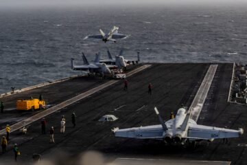 El portaaviones ‘Abraham Lincoln’ desplegado en el Golfo regresa a Estados Unidos tras conocerse las malas condiciones que sufre su tripulación