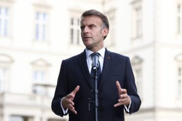 Las últimas vacaciones ‘elíseas’ de Emmanuel Macron
