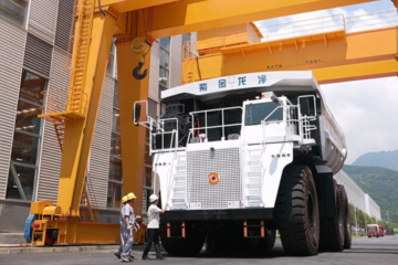 Así es el ZL230E, el camión minero de propulsión eléctrica que ha presentado China