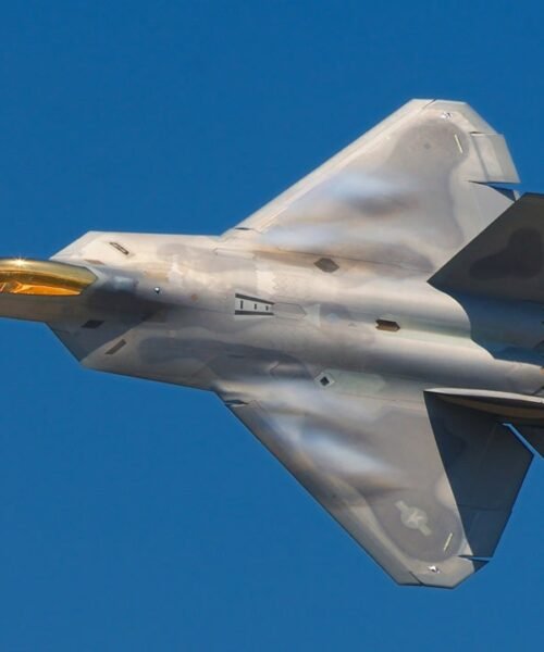 China desarrolla una IA para que sus misiles reconozcan las firmas térmicas de los cazas furtivos F-22 y F-35