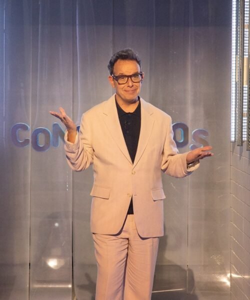 Ángel Llàcer, presentador, showman y juez: «La traición silenciosa me deja congelado»