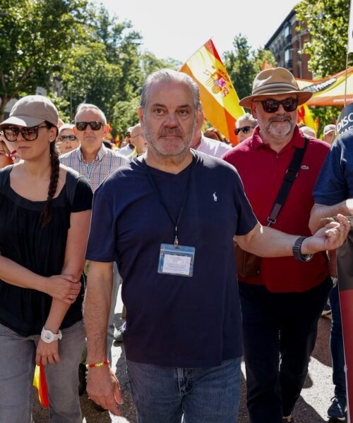 Qué es Sociedad Civil Española: así es la red derechista tras la manifestación “ciudadana” para juzgar a Sánchez por “traición”