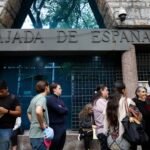 Exteriores pide a los consulados  “información diferenciada” de los nacionalizados por la ‘ley de nietos’ que acreditaron ser descendientes de exiliados