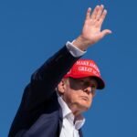 Trump veta la compra de varios productos de Canadá y agrava la guerra comercial