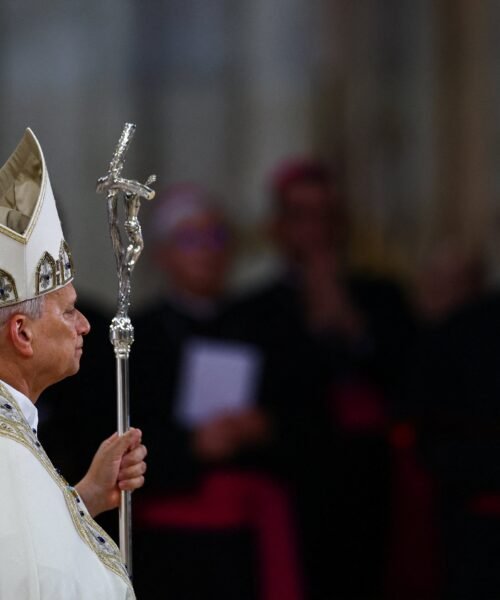 La visita del Papa León XIV a Francia, en imágenes