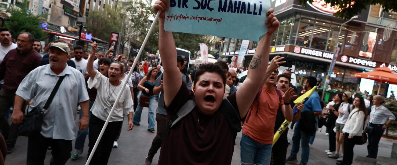 El Gobierno de Erdogan desata la persecución contra la comunidad LGTBIQ+: “Nos han convertido en el enemigo para ocultar los problemas de Turquía”