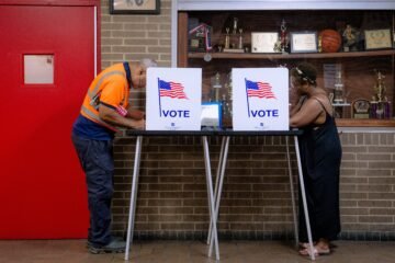 Referéndum sobre Trump: la carrera para las elecciones de medio mandato de EE UU entra en su fase decisiva