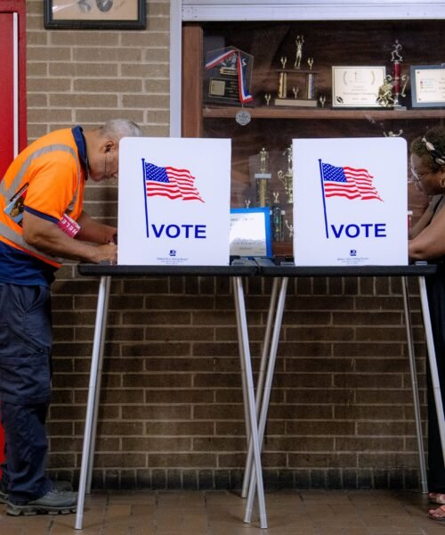 Referéndum sobre Trump: la carrera para las elecciones de medio mandato de EE UU entra en su fase decisiva