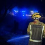 La lluvia caída de madrugada ayuda en la extinción del incendio de Santa María de la Alameda