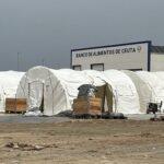 Última hora de la entrada de inmigrantes a Ceuta, en directo | Ceuta considera un “grave error” que el puerto se utilice para albergar migrantes por ser “una infraestructura crítica”