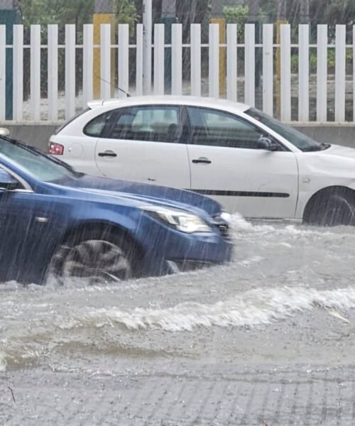 Cataluña registra lluvias localmente torrenciales en una jornada sin clases en cinco comarcas