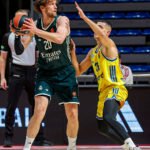 El Real Madrid pide pista: cose a triples al Maccabi para su séptima victoria seguida