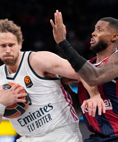 Un Real Madrid desatado hurga en la crisis del Baskonia