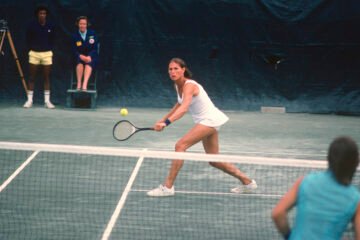 Renée Richards, la tenista trans que ganó un juicio para jugar el US Open y hoy se arrepiente de haberlo ganado: «Era muy buena y está bien que lo fuera»
