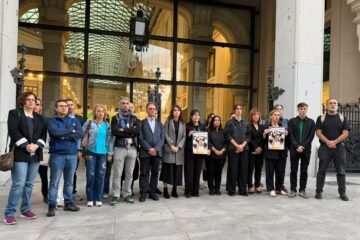 El Ayuntamiento de Madrid se suma a la Asamblea y tampoco guarda un minuto de silencio por la muerte de Maricarmen