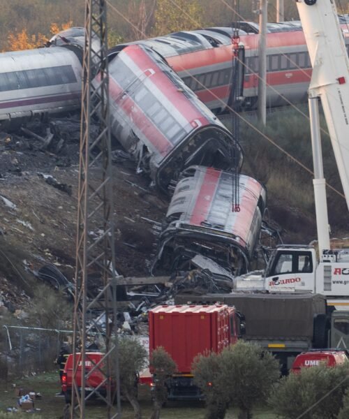 Preguntas y respuestas sobre el accidente de Urda: lo que explican y lo que no los audios entre los maquinistas y el centro de control