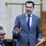 El PP de Moreno asume el discurso de Vox y apoya la “deportación” de inmigrantes en situación ilegal