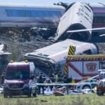 Última hora del accidente de trenes en Toledo, en directo | Al menos 68 muertos en el choque de trenes de alta velocidad en Urda