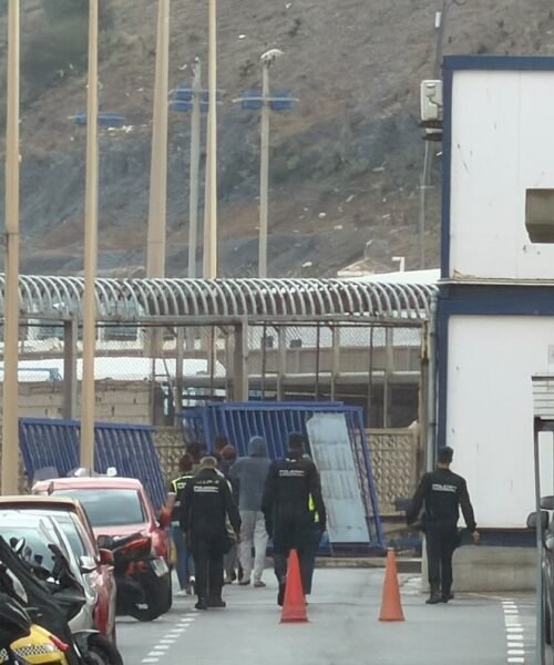 El desalojo de la playa de El Trampolín dispara los “regresos voluntarios” en Ceuta: 900 retornos en un día