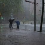 La Aemet decreta aviso rojo por lluvias torrenciales en Castellón, Valencia y Tarragona