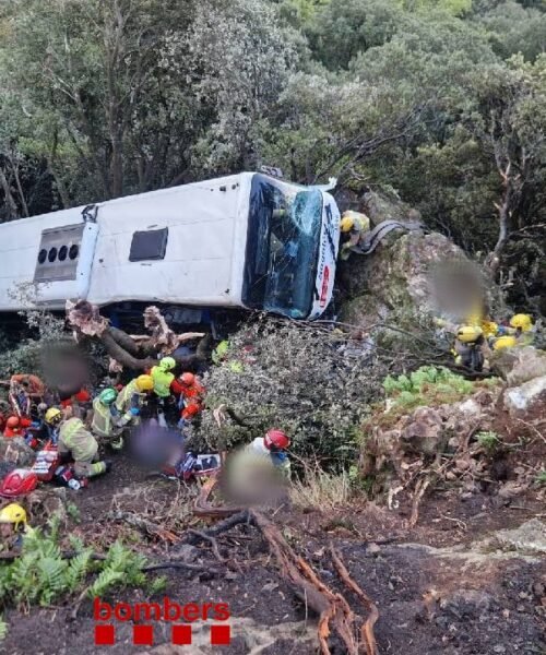Cataluña plantea prohibir que los pasajeros viajen de pie en los autobuses interurbanos tras el accidente de Fogars