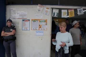 La jornada electoral de Brasil, en imágenes