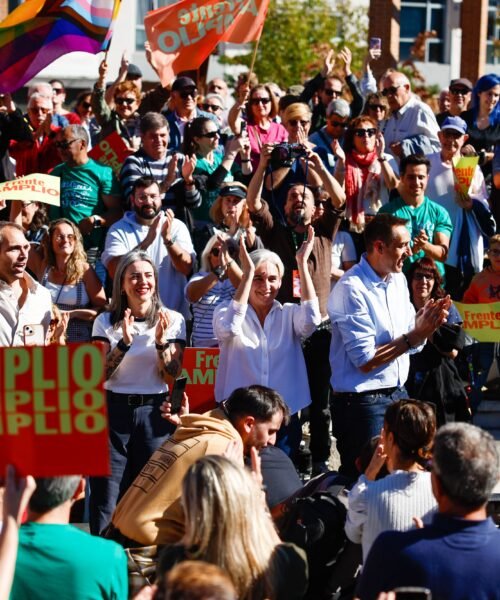 Última hora de la actualidad política, en directo | El Frente Amplio acusa al PSOE de limitarse a “gestionar la desigualdad” en vez de reducirla